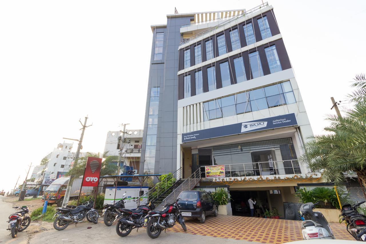 Oyo 7627 Royal Plaza Hotell Hyderabad Eksteriør bilde